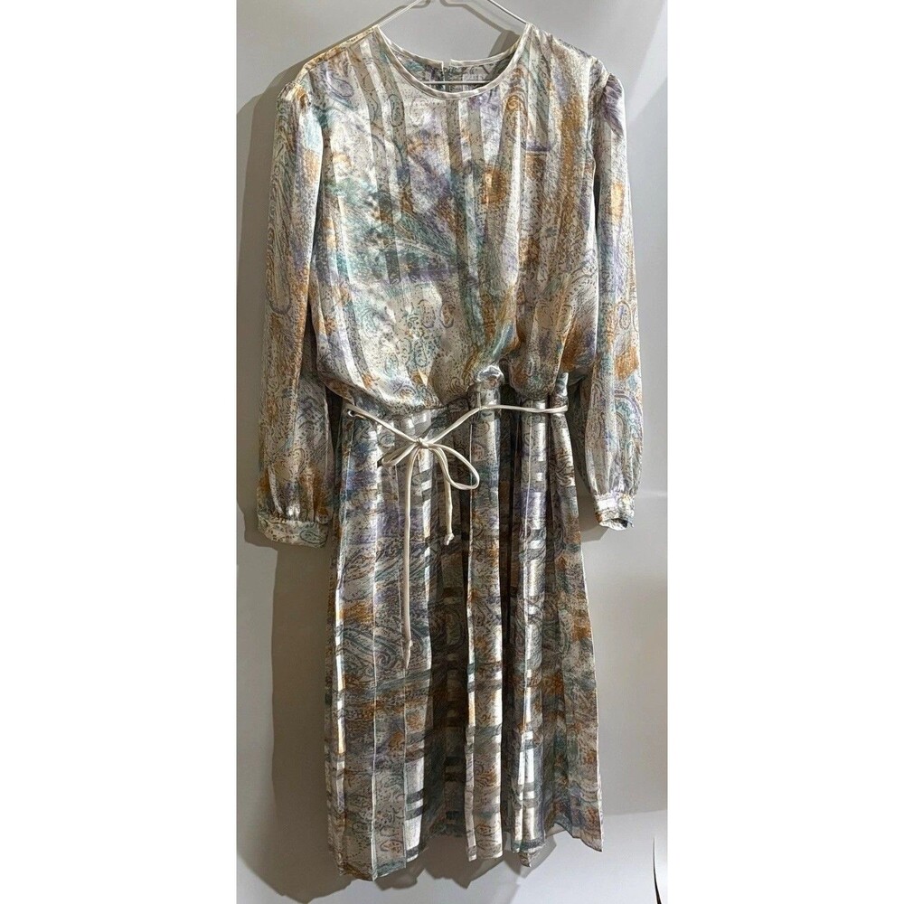 Townhouse Multicolor Paisley Round Neck Long Sleeve Lined Tie Waist Midi 18